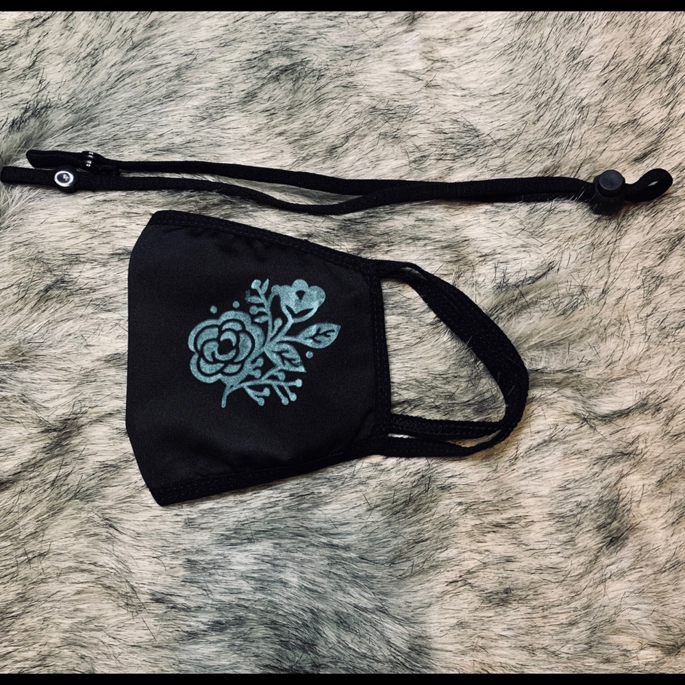 🌹Rose Mask with Filter Pocket Bundle🌹